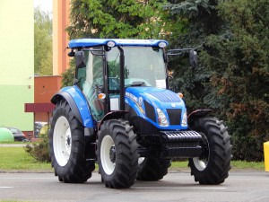 tractor-333004_640